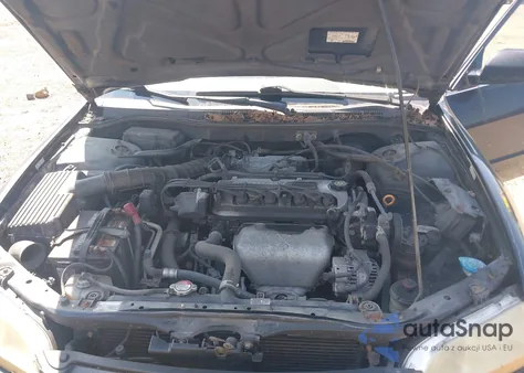 2002 Honda Accord 2.3 Ex/2.3 Se из США, поврежденный, VIN 1HGCG66872A091629